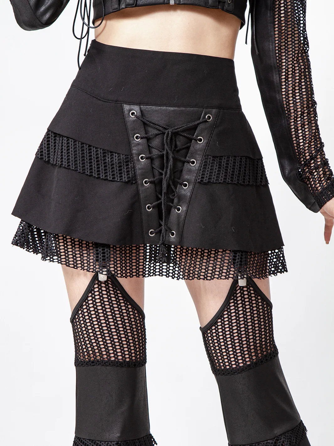 BLACK MIRROR FLARE SUSPENDER SKIRT - Image 8