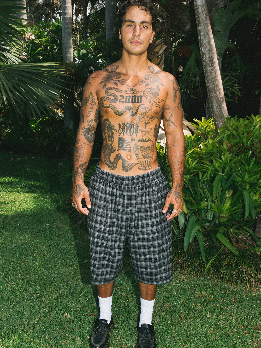 BONES PLAID SHORTS - BLACK/WHITE