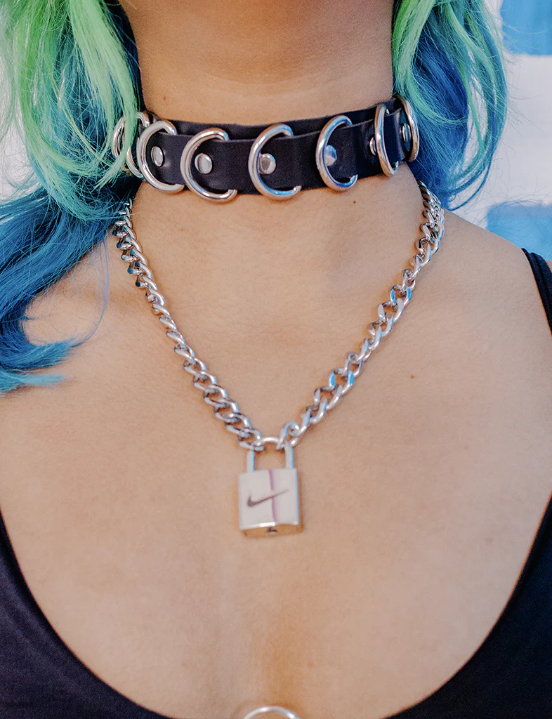 BREATHLESS CHOKER - Image 3