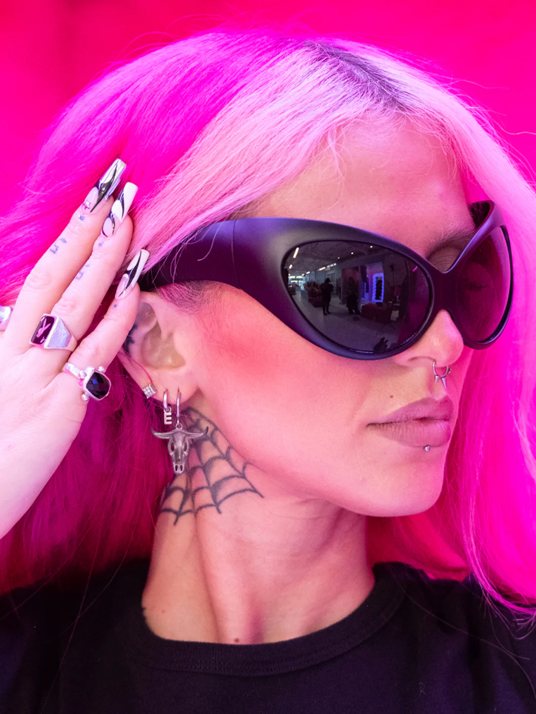 BUG OFF SHADES - BLACK - Image 2