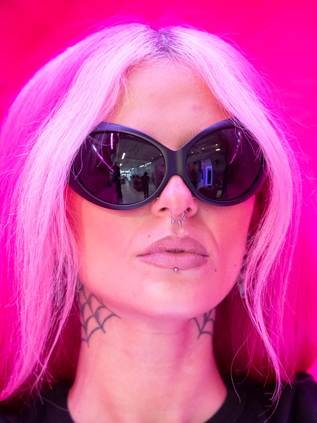 BUG OFF SHADES - BLACK - Image 3