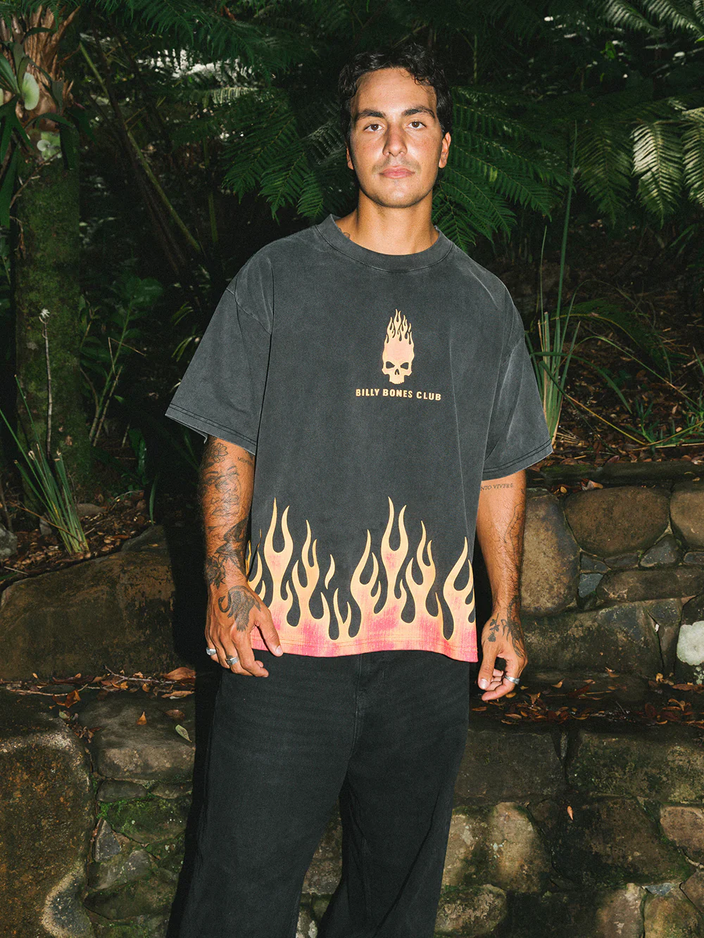 BURNING SKULL BOXY TEE - WASHED BLACK/FLAME - Image 3