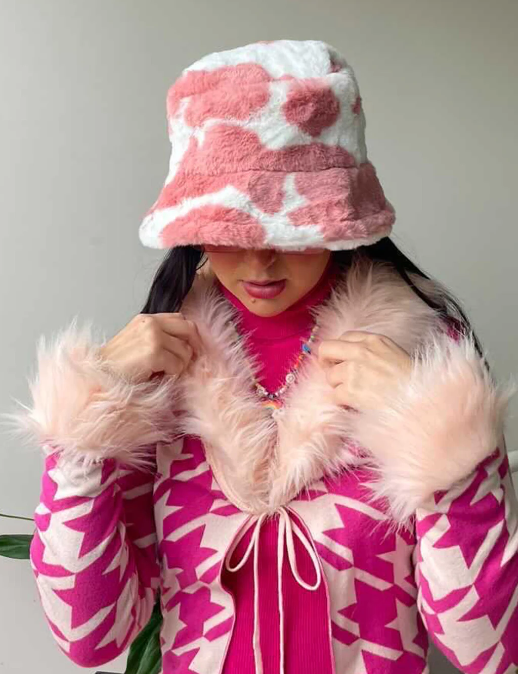 COW PRINT FUZZY HAT - BABY PINK - Image 2
