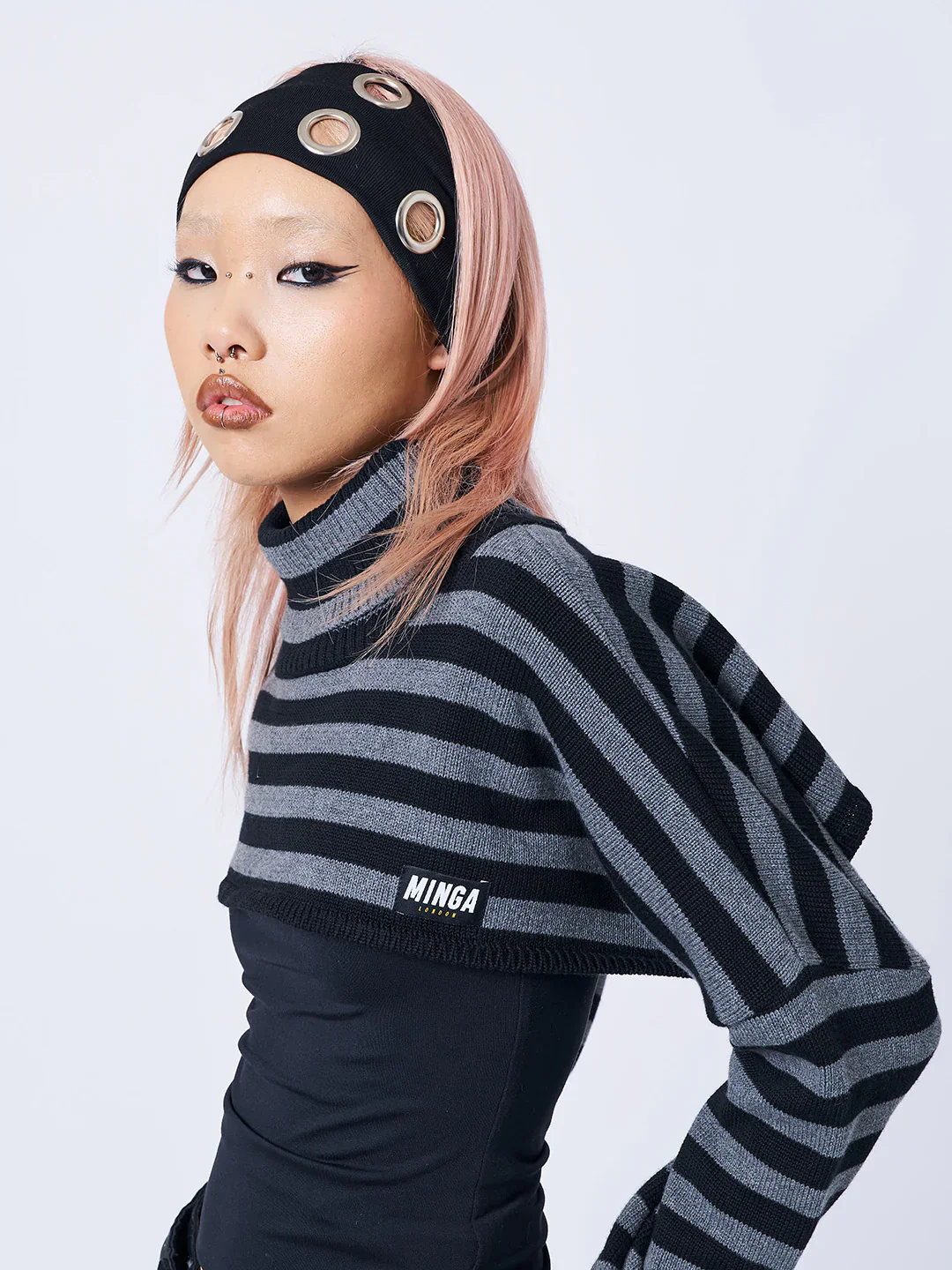 ELEKTRA BLACK HEADBAND - Image 2