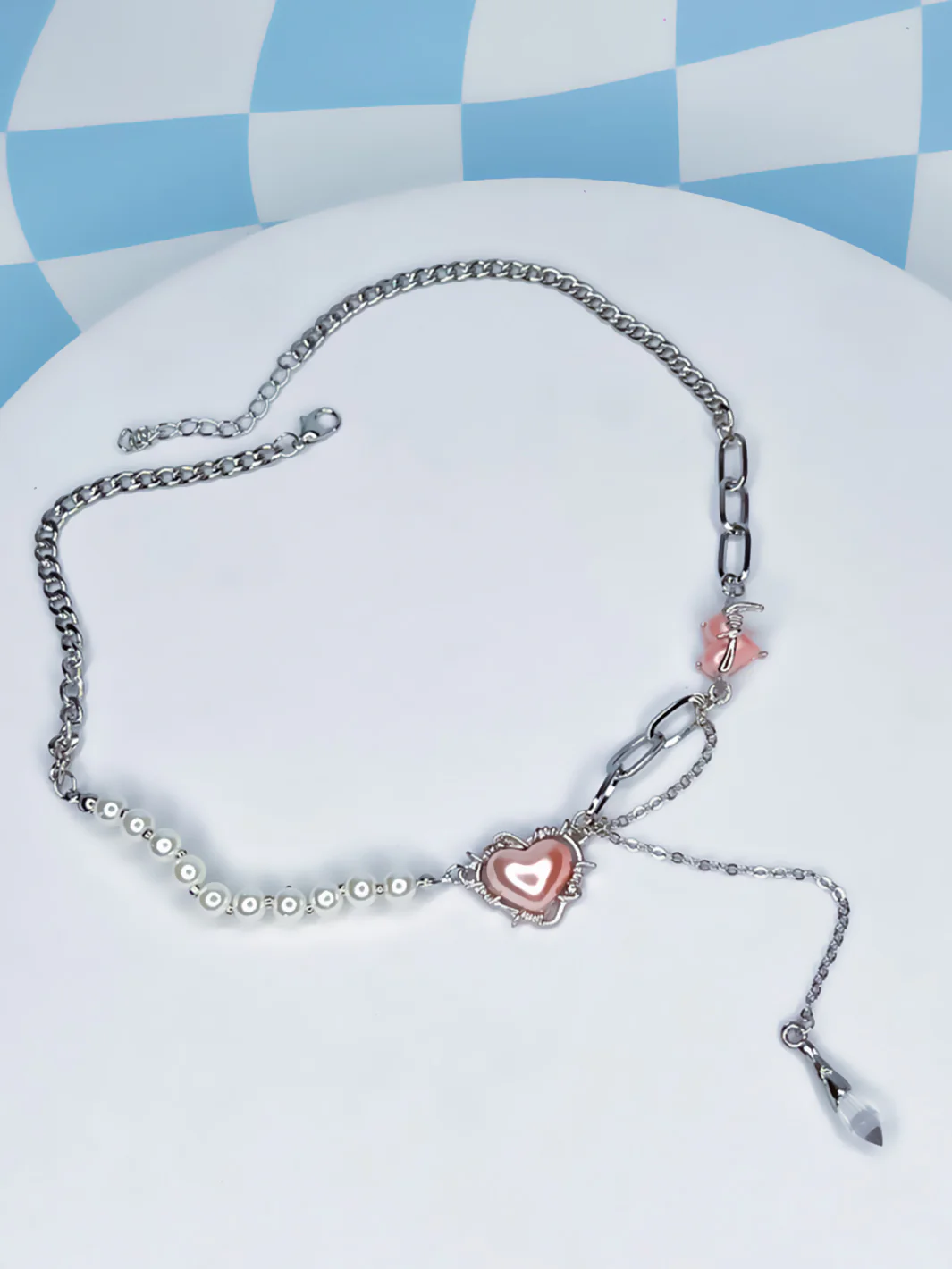 ESOTERIC HEART NECKLACE - Image 2