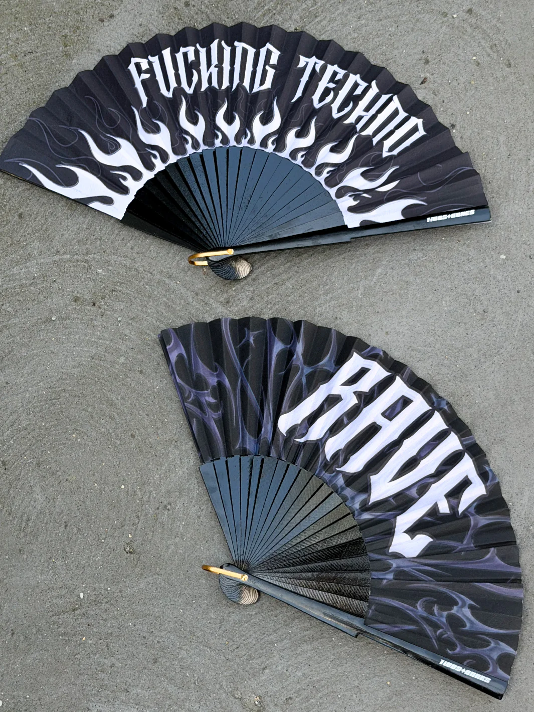 *EXCLUSIVE* TECHNO DOOF FAN - Image 4