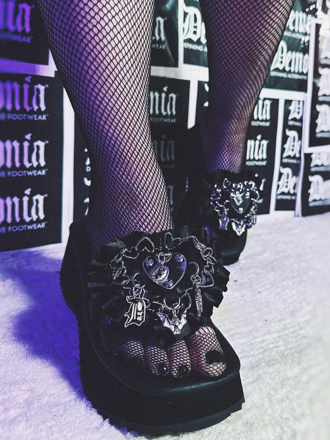 DEMONIA FLIP-16 ✰ PRE ORDER ✰ - Image 3