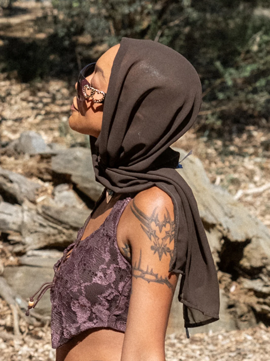 FLOW HEAD SCARF - BROWN - Image 5