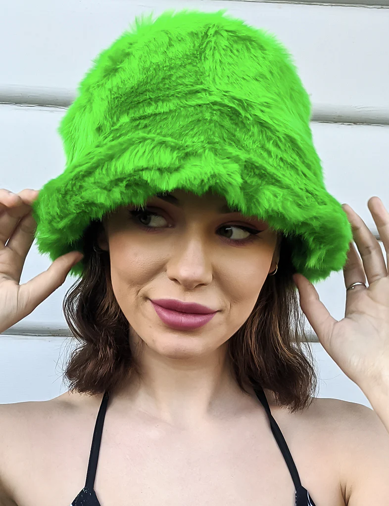 FOOLISH FUZZY HAT - GREEN - Image 6