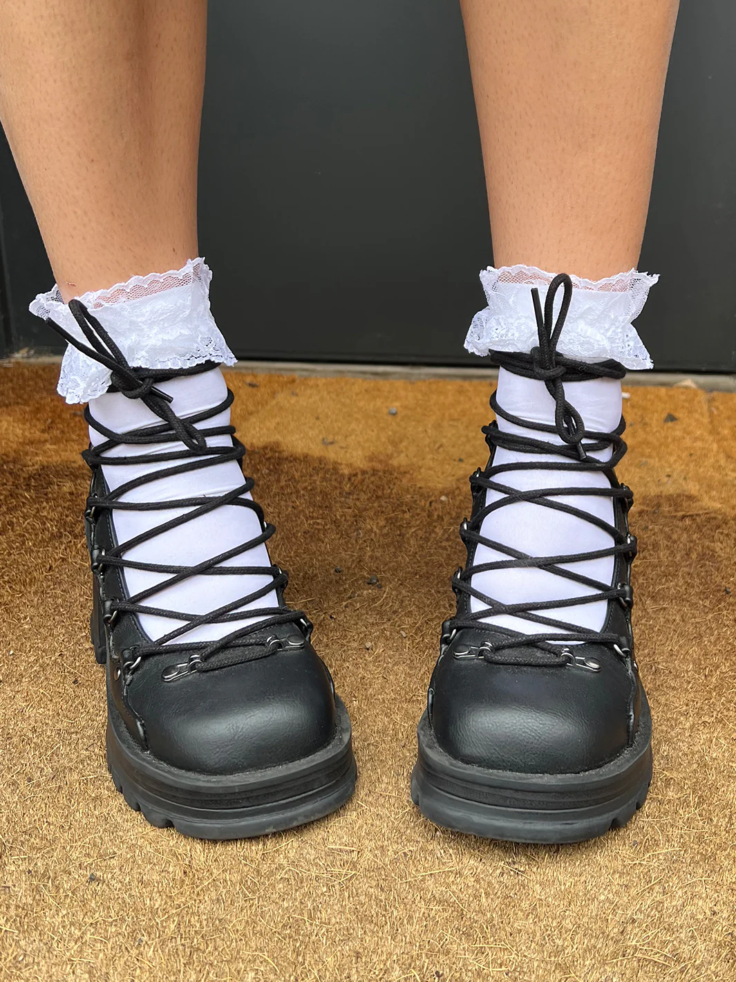FRILL SOCKS - WHITE - Image 3