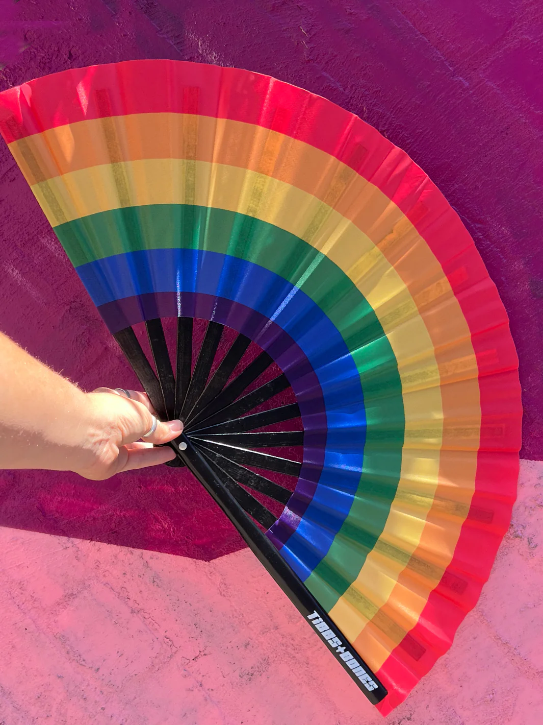 GIANT FAN - RAINBOW PRIDE - Image 3