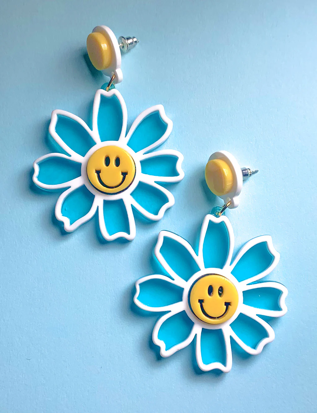 SMILING FLOWER EARRINGS - BLUE