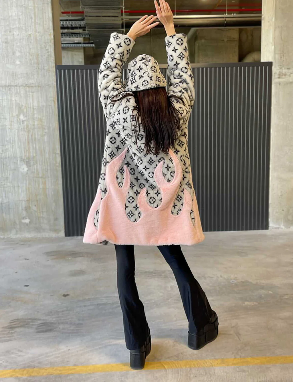 HOT AND BOUGEE FAUX FUR JACKET - GREY/PINK FLAME ✰ MADE 4 U ✰ - Image 3