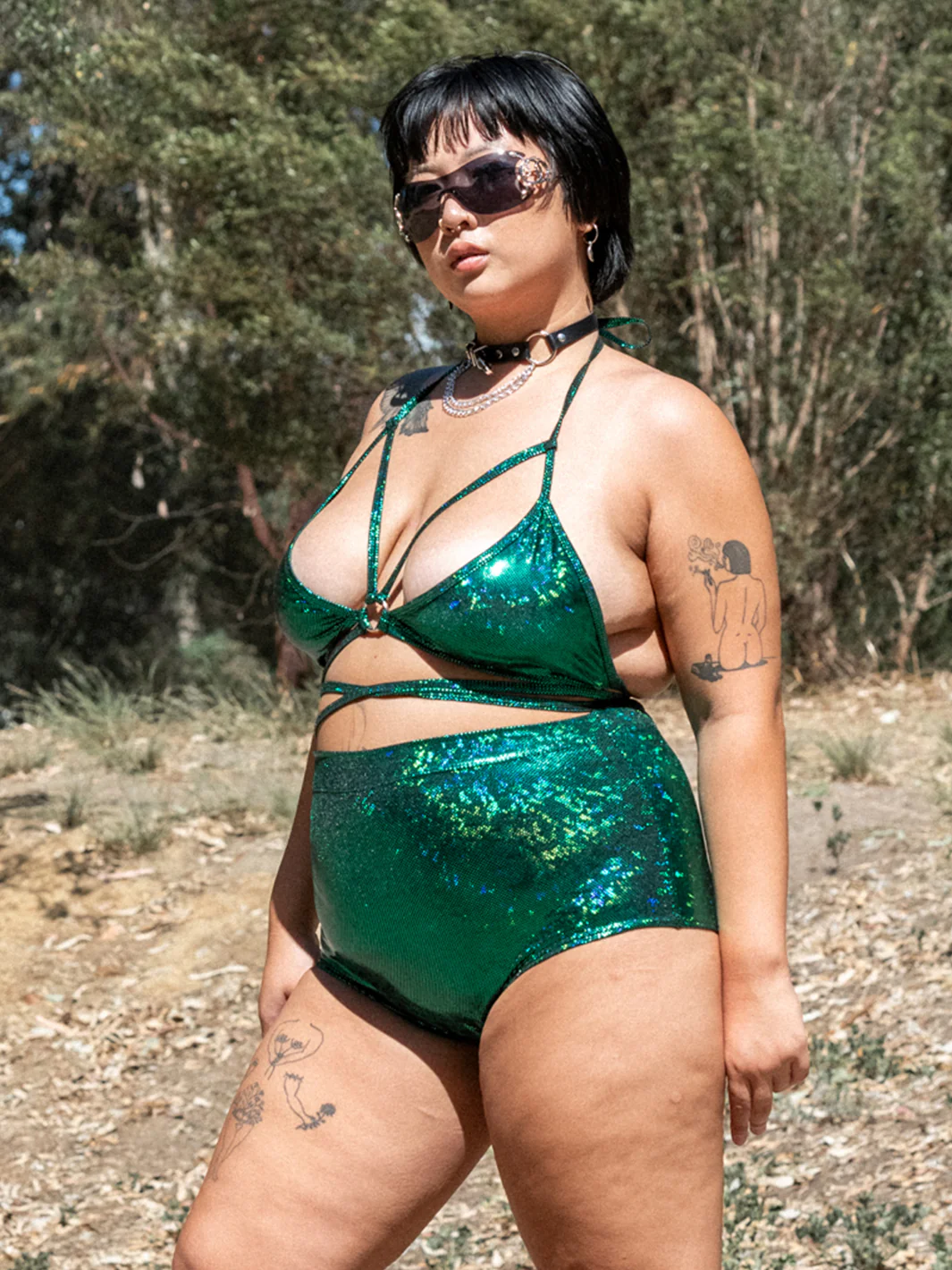 HOT SHORTS - EMERALD CITY - Image 6