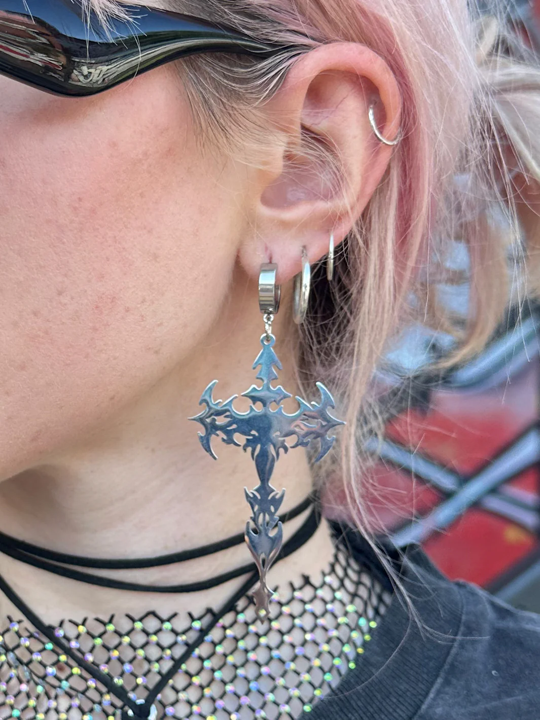 MEGA CROSS CLASP EARRINGS - Image 2