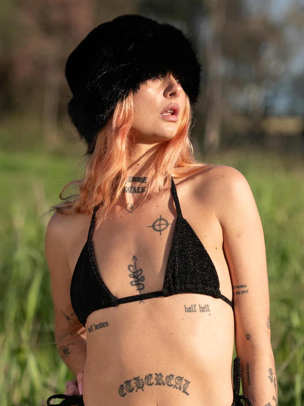 *EXCLUSIVE* METAMORPHOSIS BIKINI TOP - BLACK - Image 7
