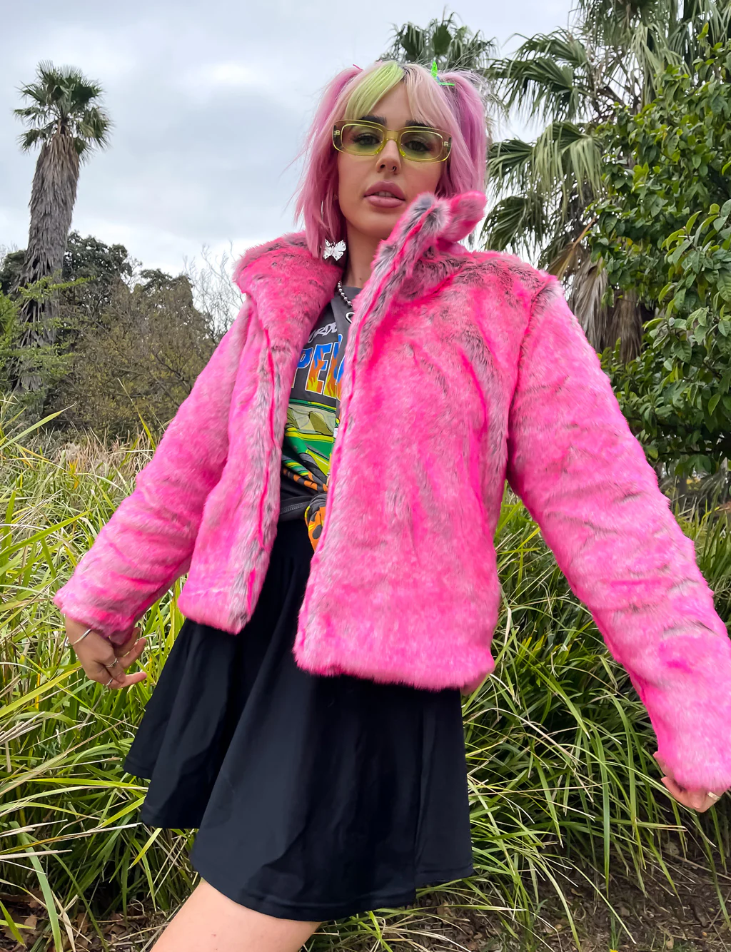 WIZZ FIZZ FAUX FUR JACKET ✰ MADE 4 U ✰ - Image 2