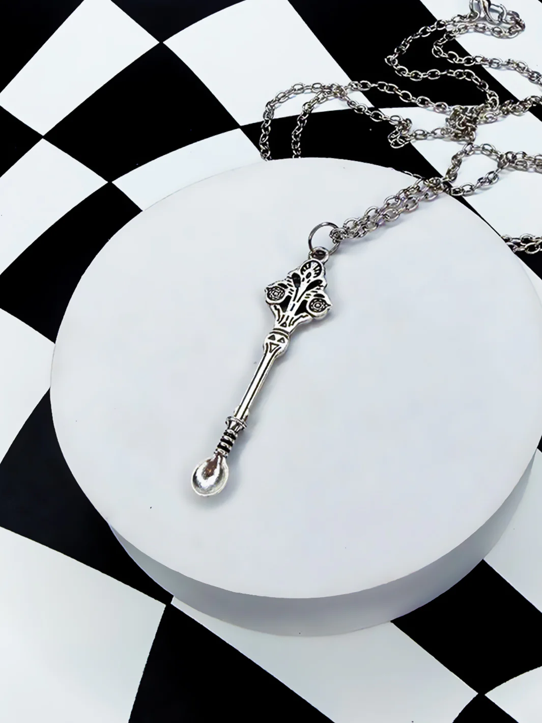 ROYAL SCOOP NECKLACE - SILVER