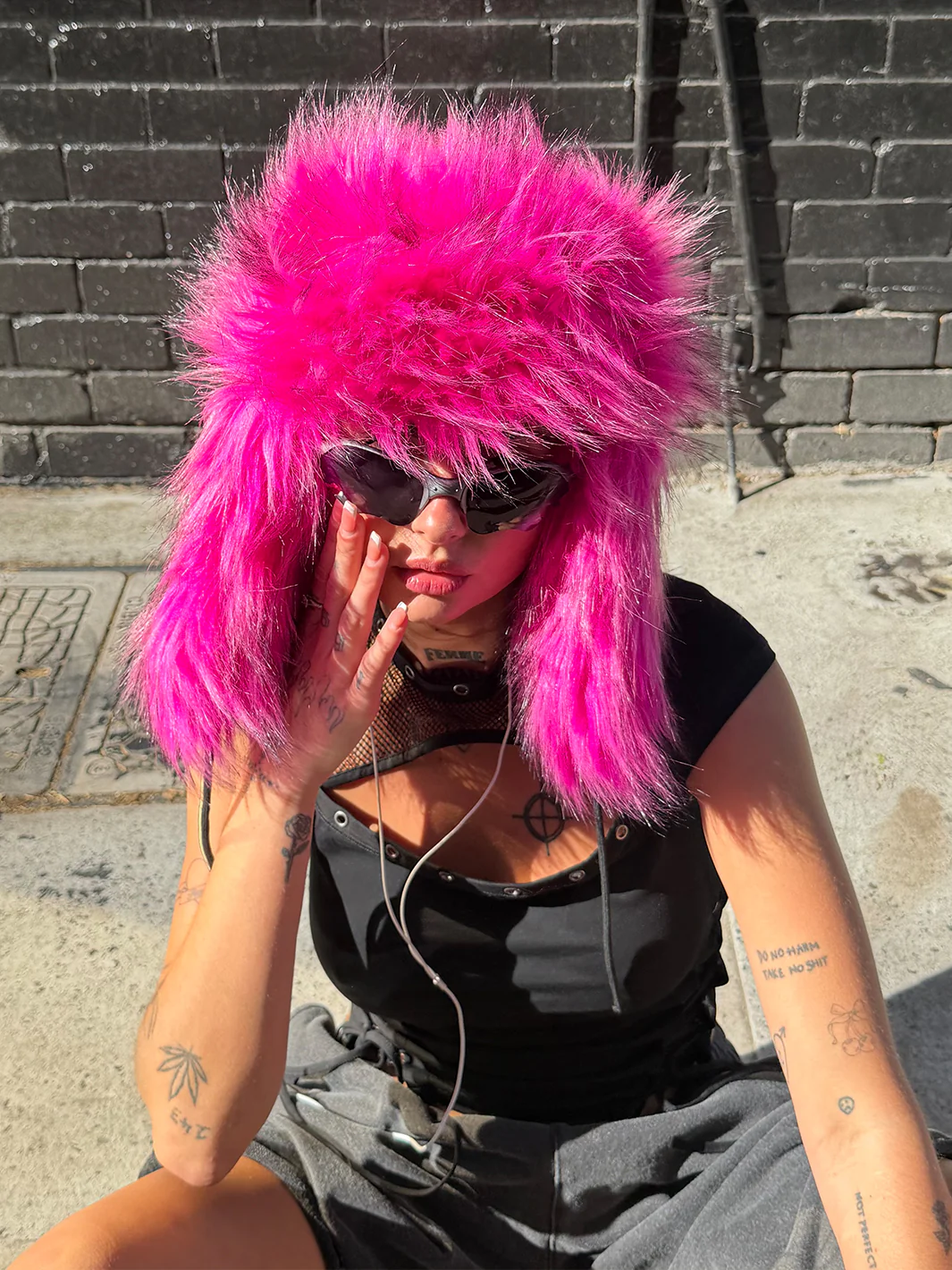 SNOW BRAT FUZZY HAT - HOT PINK - Image 3