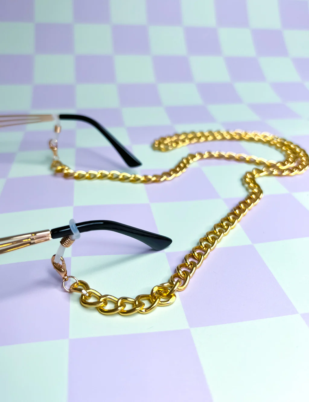 STRAY SUNGLASS CHAIN - GOLD - Image 4