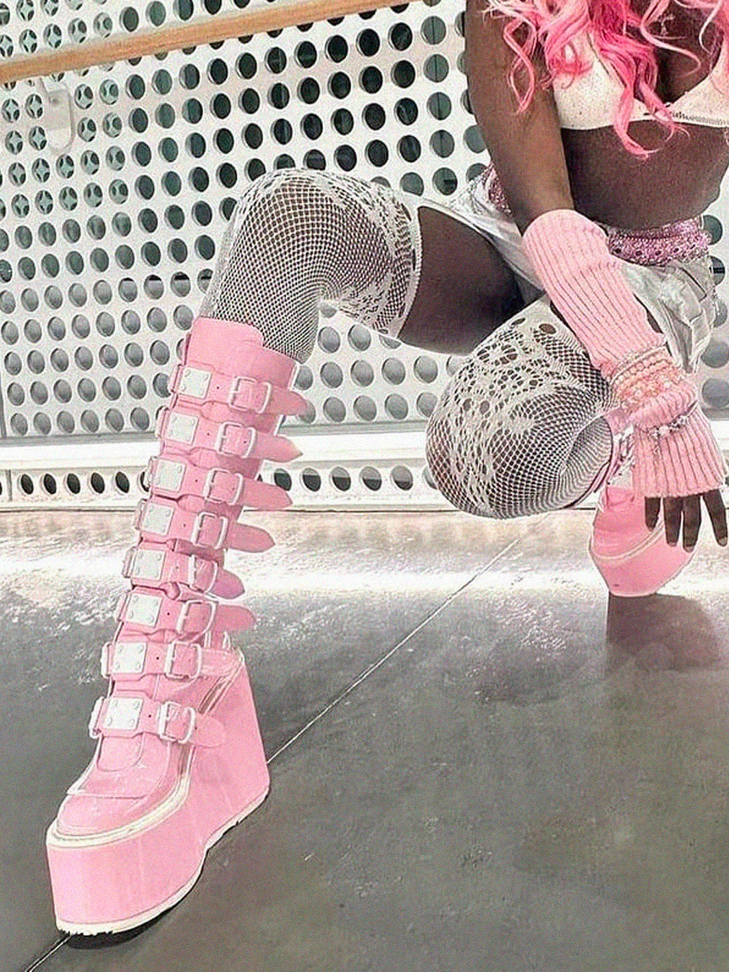 DEMONIA SWING-815 BOOTS - BABY PINK HOLOGRAM ✰ PRE ORDER ✰ - Image 2