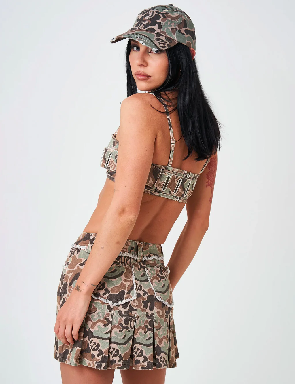 UNITY SKIRT - Image 4